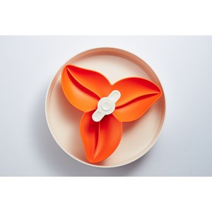 SPIN Interactive slow feed bowl Orange Bougainvillea